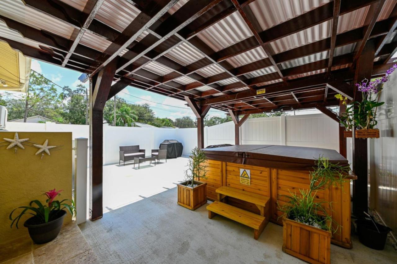 Paradise In Brandon With Luxurious 6 Person Spa Εξωτερικό φωτογραφία